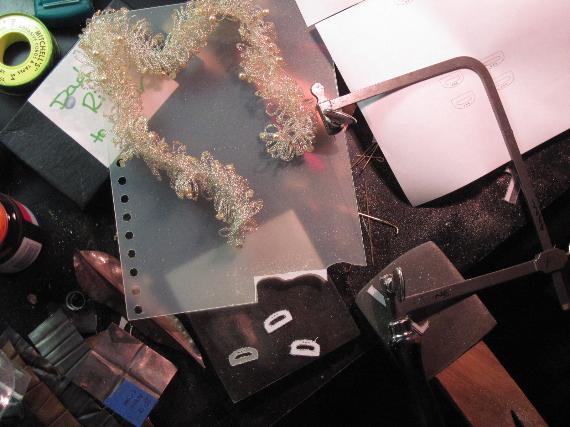 champagne study models on workbench